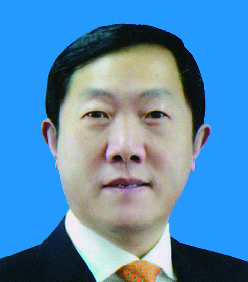 李坤任伊春市人民政府代理市长